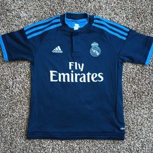 Adidas real Madrid soccer jersey youth S